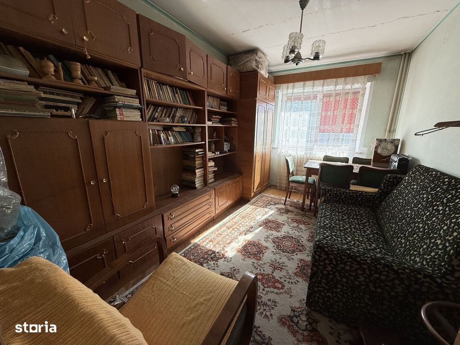 Apartament 3 Camere Ultracentral Liceul Hurmuzachi
