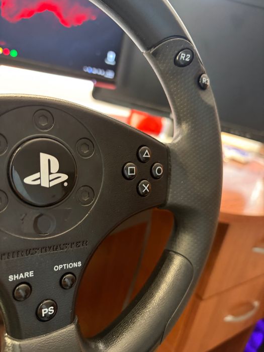 Геймърски волан с педали Thrustmaster T80 PS3/PS4/PS5/PC