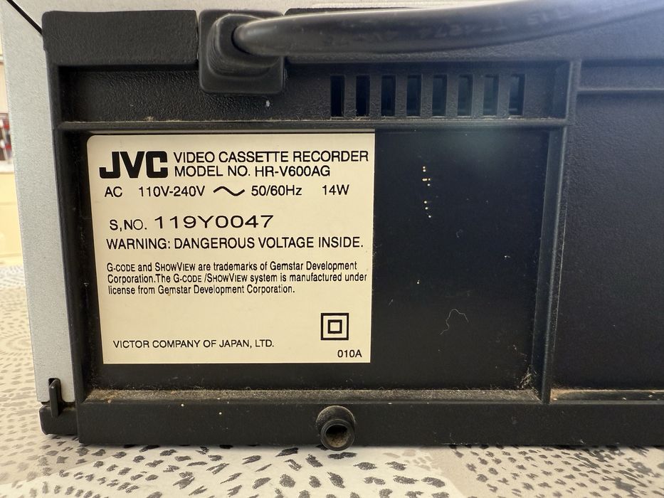 Видеопроигрыватель JVC 15000 тенге