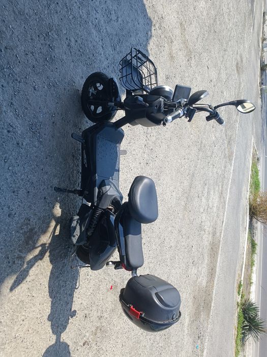 Scooter KIWIVAX sotiladi