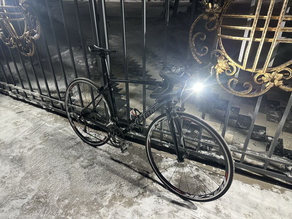 Шоссейный Велосипед Giant