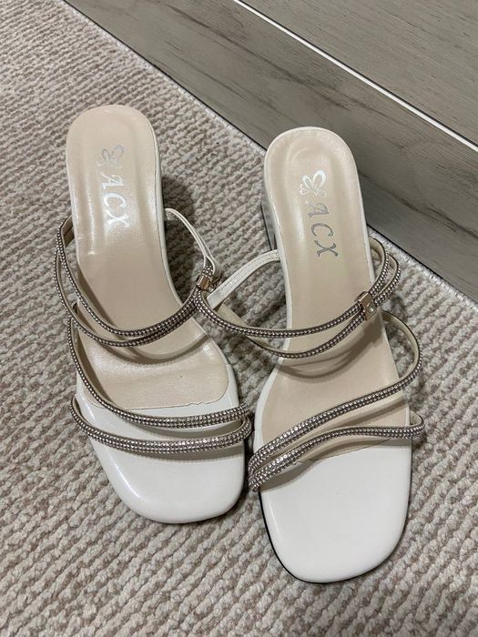 Туфли, босоножки