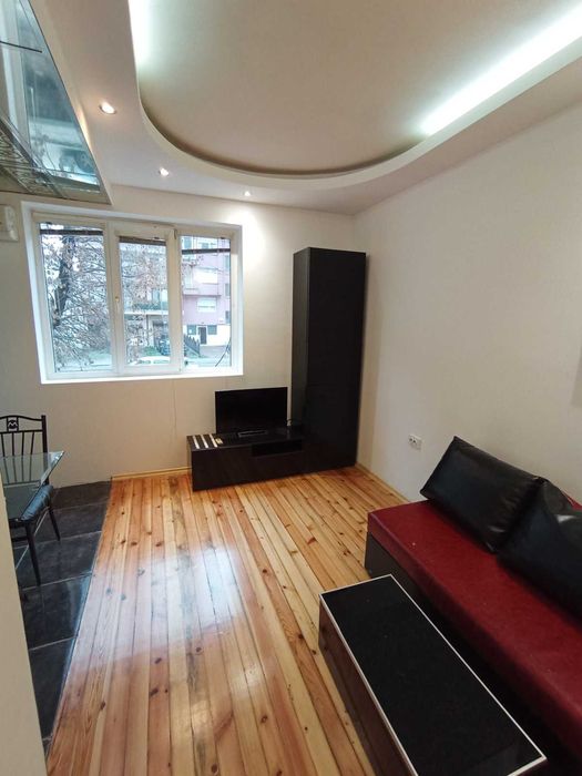 Дава се под наем Двустаен апартамент в Варна, Погреби - 49 кв.м за 418.71 € - Снимка #3