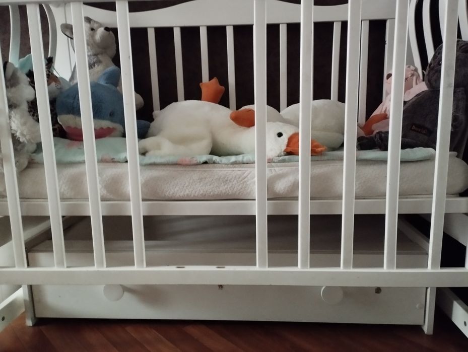 Детская кроватка