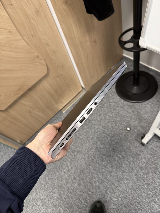 Lenovo ThinkPad TouchScreen 360° Yoga Gen 4 – 14” -i7 Procesor