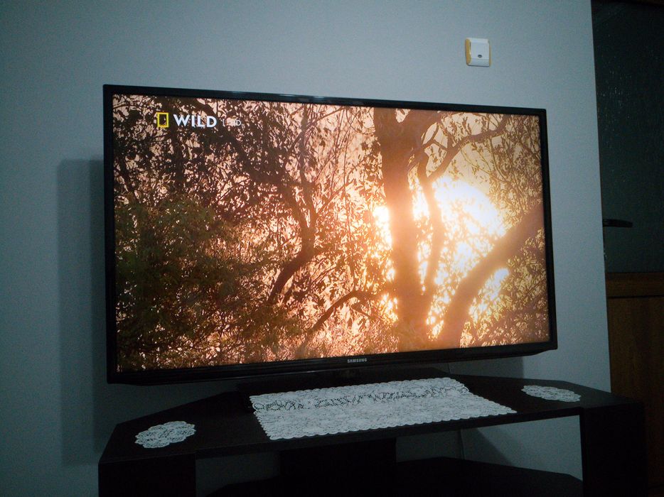 Телевизор Самсунг 46