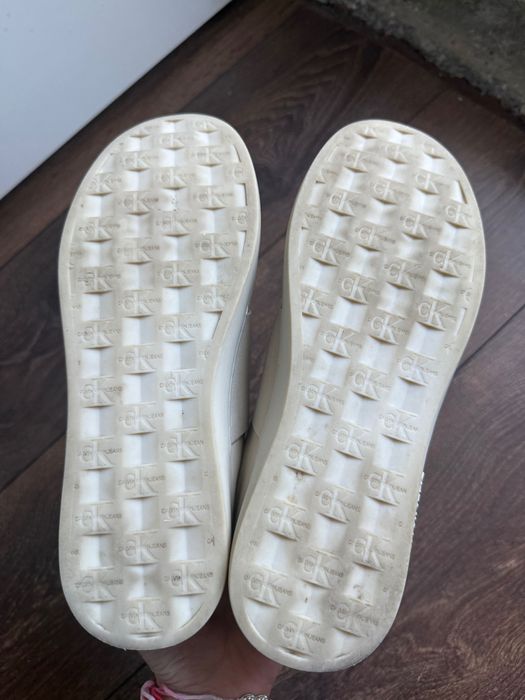 Обувки Calvin Klein, в отлично състояние, без забележки
