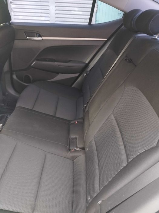 Продавам Хюндай Елантра 1, 6 crdi