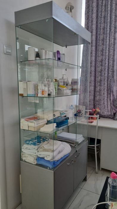 Продам мебель для салонов красоты