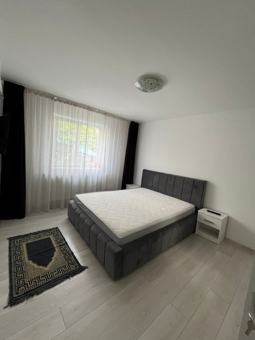Închiriez garsonieră zona Nord