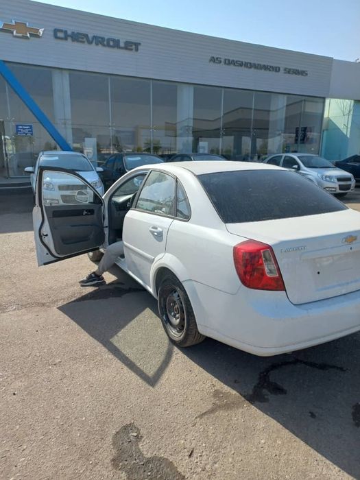 Шевроле джентра сотлади