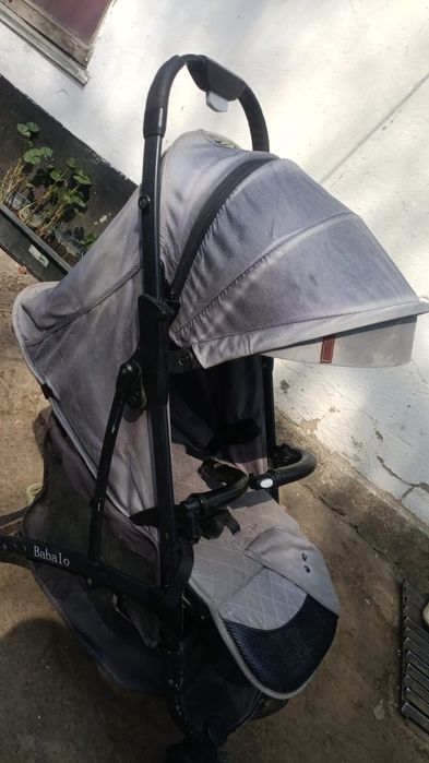 Коляска прогулочная