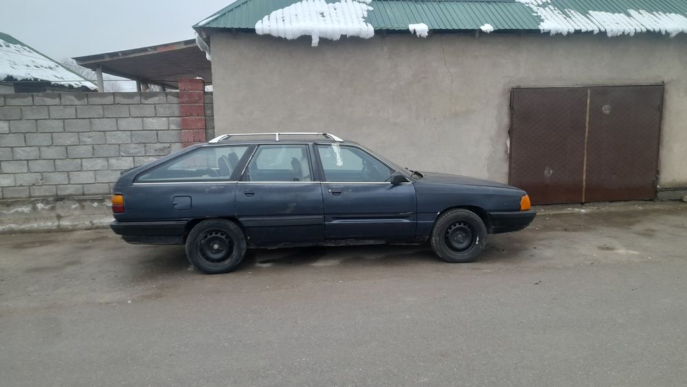 Продам Ауди 100 универсаль