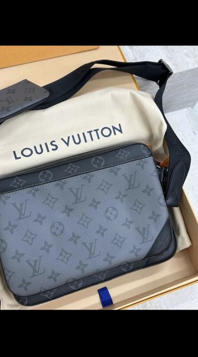 Барсетки Louis Vuitton
