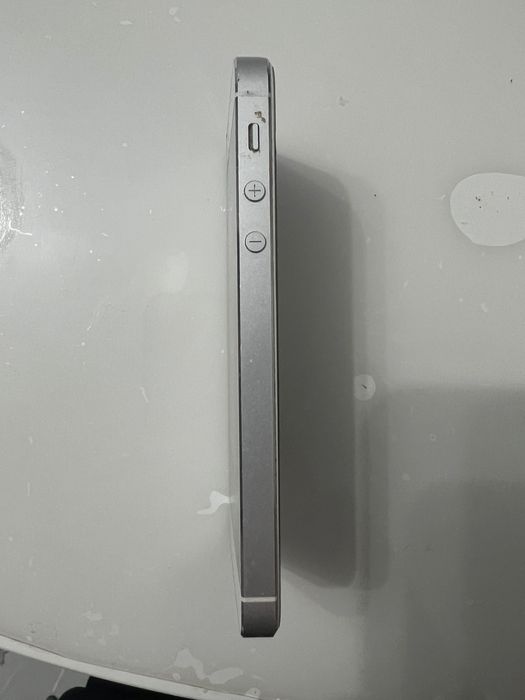 Iphone 5s 16 gb серебристый