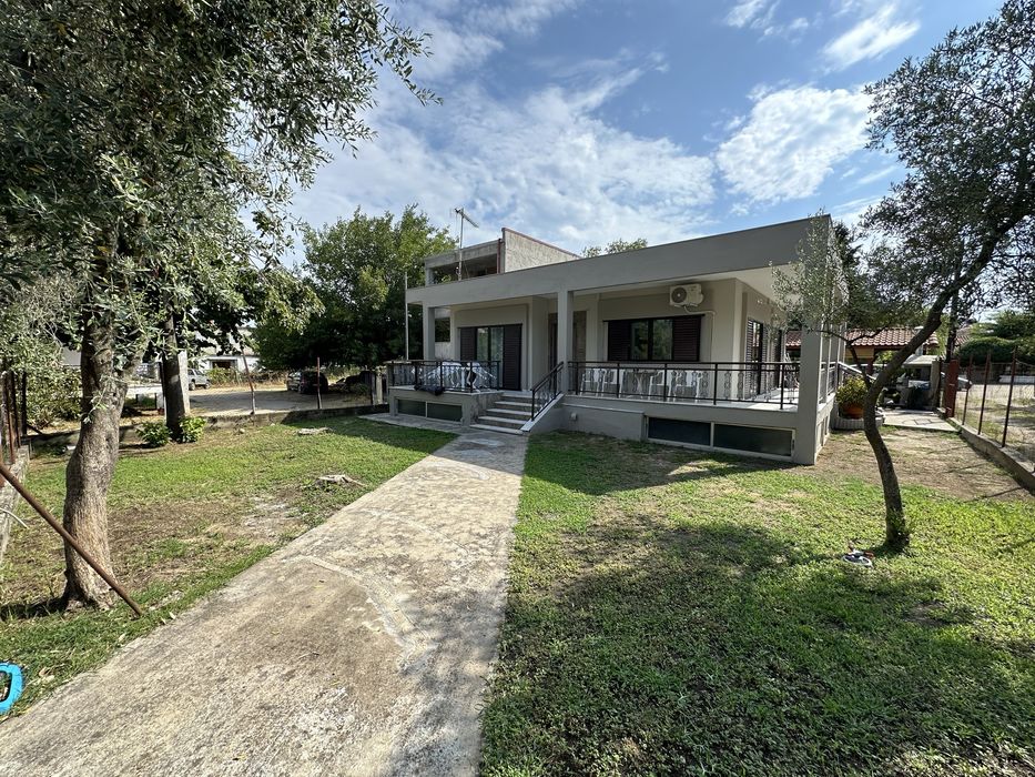 Вила в Ставрос, Гърция близо до плажа и центъра – до 8 души!