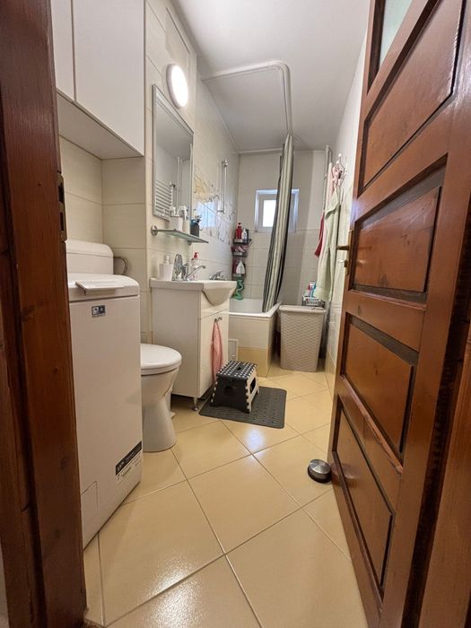 Vând apartament 2 camere - X mare - Rogerius