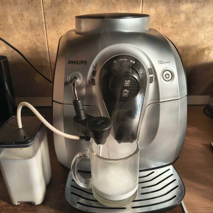 Espressor super automat Philips HD8652