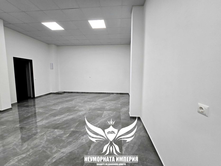 Дава се под наем Магазин в Асеновград - 101 кв.м за 785 € - Снимка #20