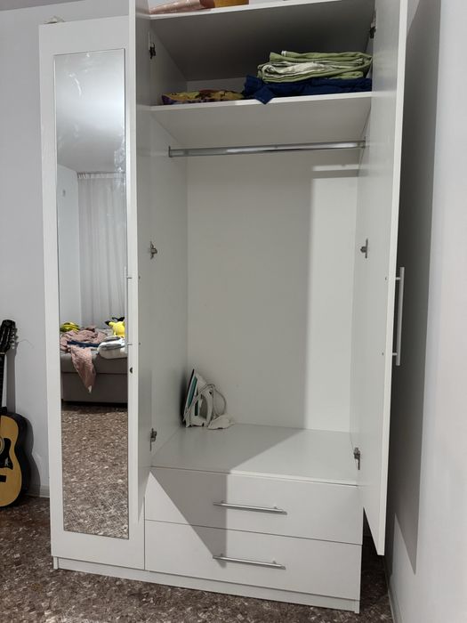 Продаётся шкаф в отличном состоянии