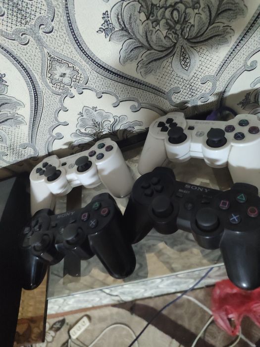 Soni 3 sotiladi srochni