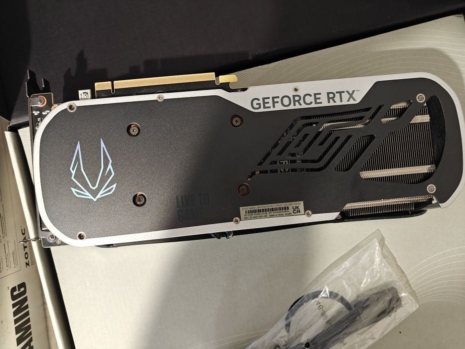 Видеокарта Rtx 4070ti amp zotac