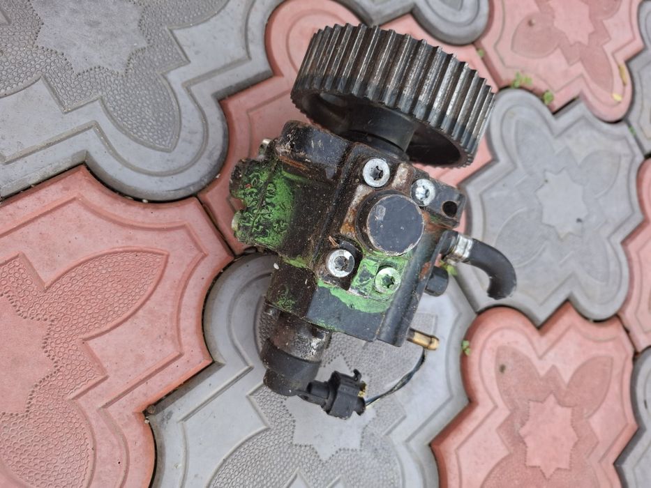 Pompa înalte opel zafira 1.9