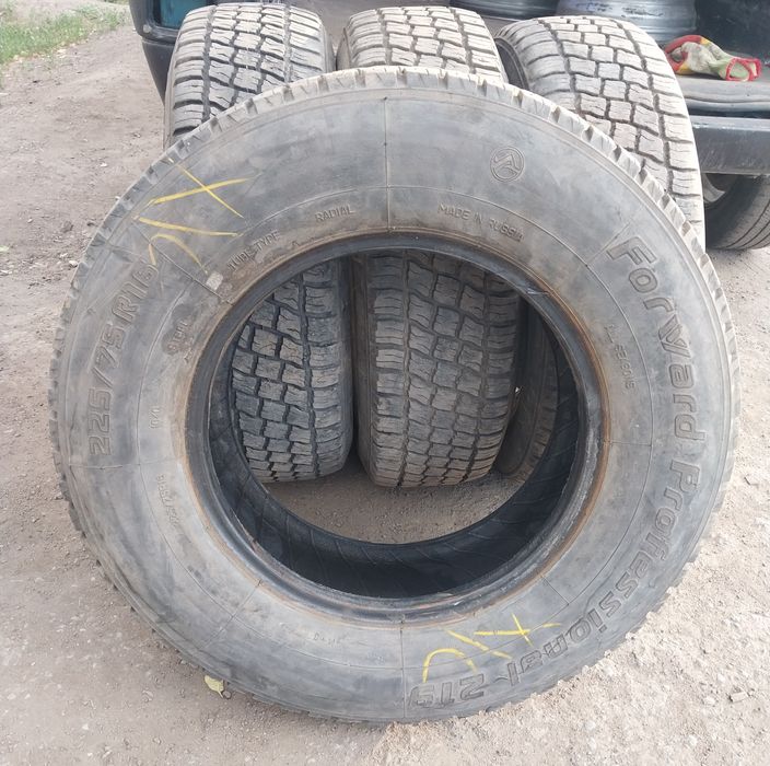 4 шины Forward 225 75 R16 всесезонные.