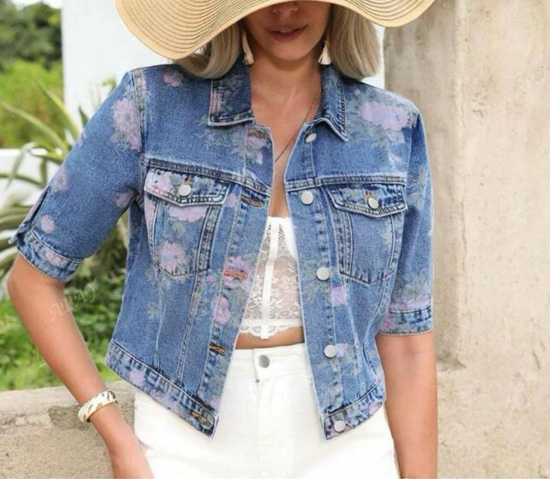 Чисто ново дънково яке