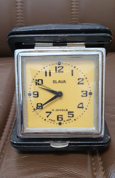 Ceas vechi  Slava , mecanic desteptator tip portofel