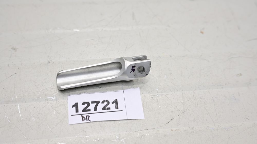 Scarita Peg Fata Dreapta Ducati Streetfigher V4 2018 - 2024