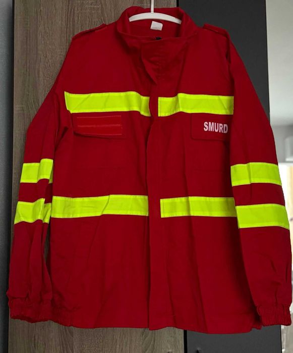 Vând costum Smurd voluntar