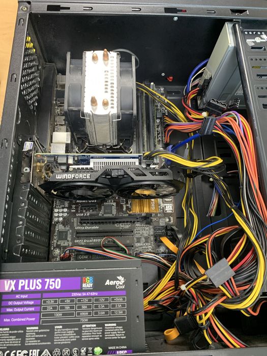 Компьютер для игр и работы.