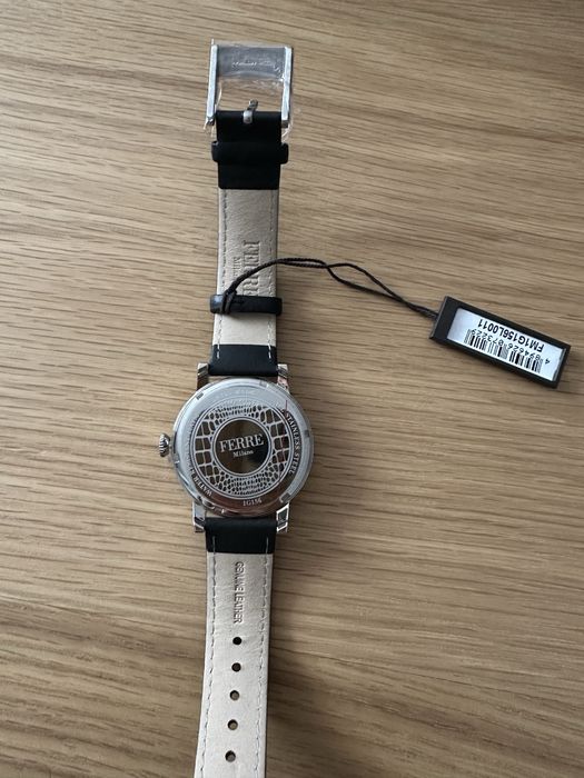 Дамски часовник Ferre