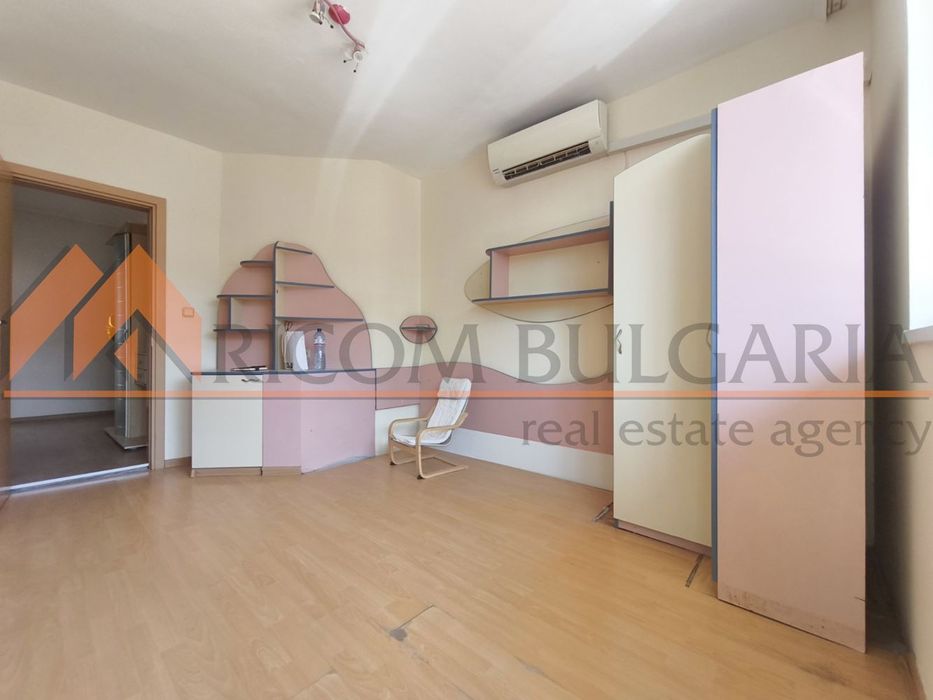 Продава се Тристаен апартамент в Варна, Чаталджа - 80 кв.м за 2938 €/кв.м - Снимка #2