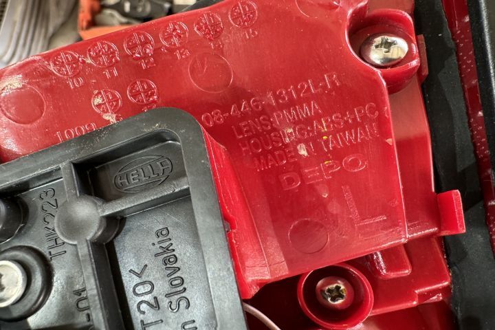 Stop stanga haion LED Audi A4 B8/8K (facelift) Sedan