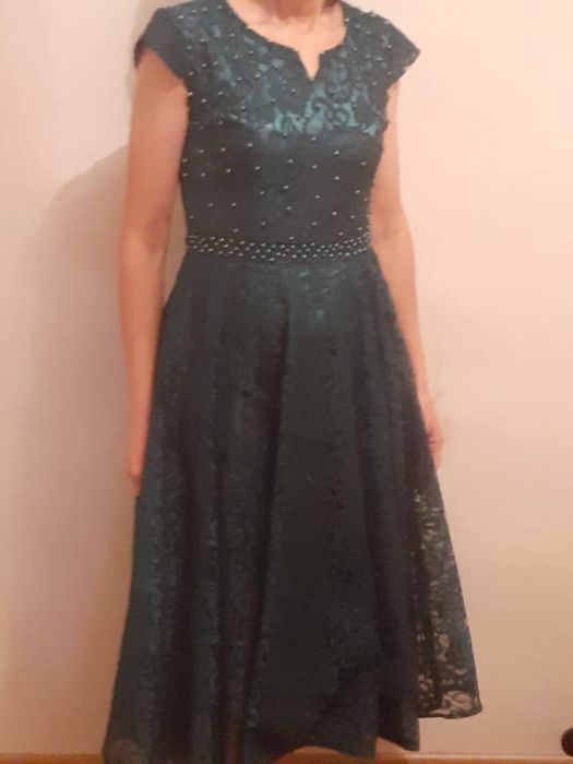 Продам платья по 5тысяч