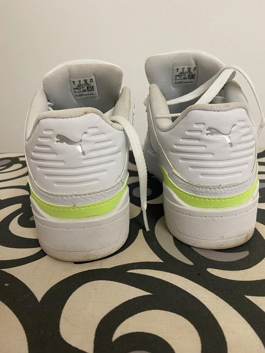 Pantofi sport cu siret