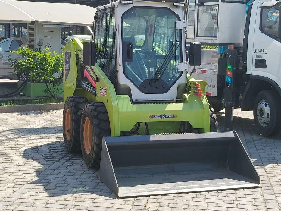 Pogruzchik JB700