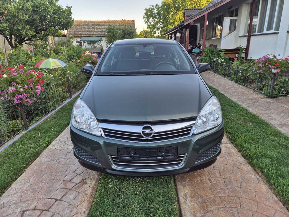 Opel Astra H 1.4 Benzina 90 Cp 2009