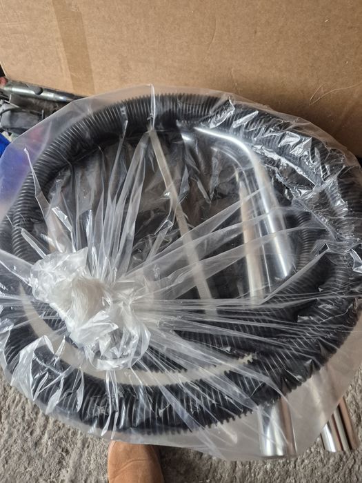 Aspirator profesional Michelin 3 motoare / umed -uscat