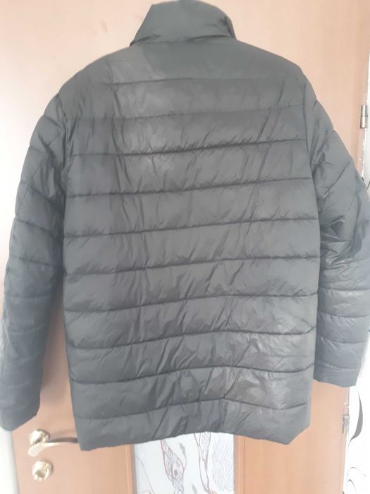 Продам две куртки мужские