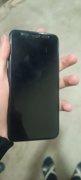 Samsung galaxy J4+ sotiladi