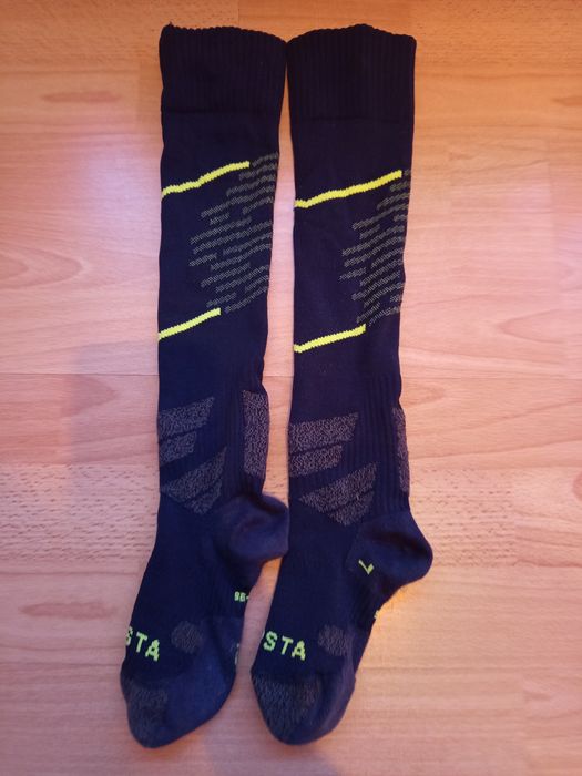 Детски чорапи за футбол+ кори /Декатлон