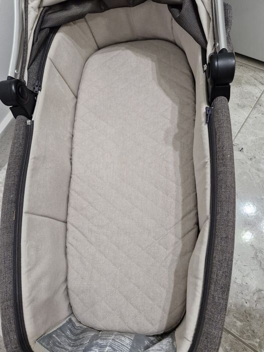 Кош за новородено Mamas & Papas