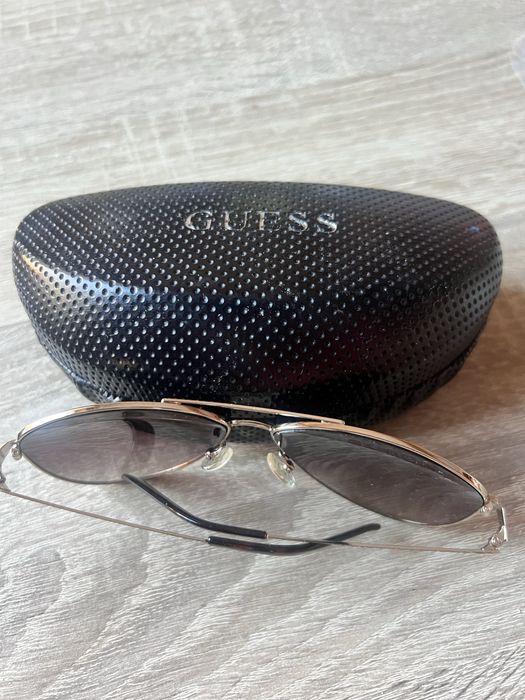 Слънчеви очила Guess