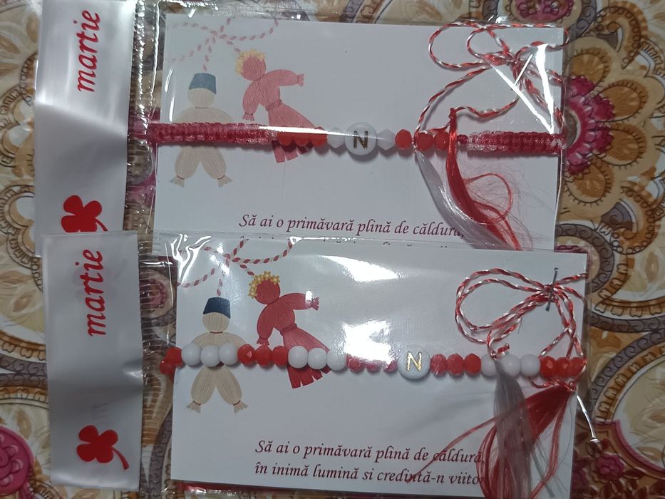 Vand martisoare tip bratara