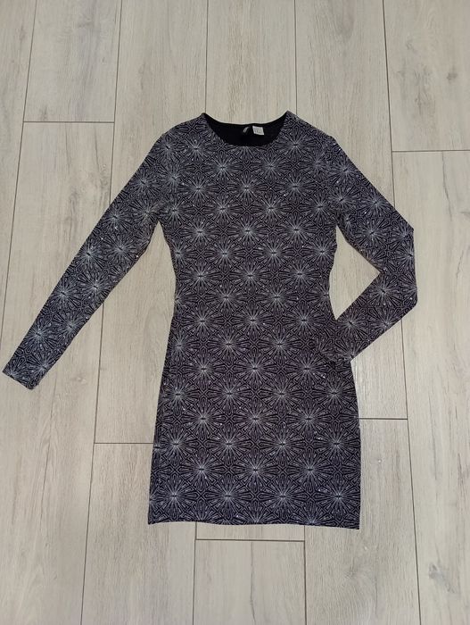 Страхотна Рокля H&M