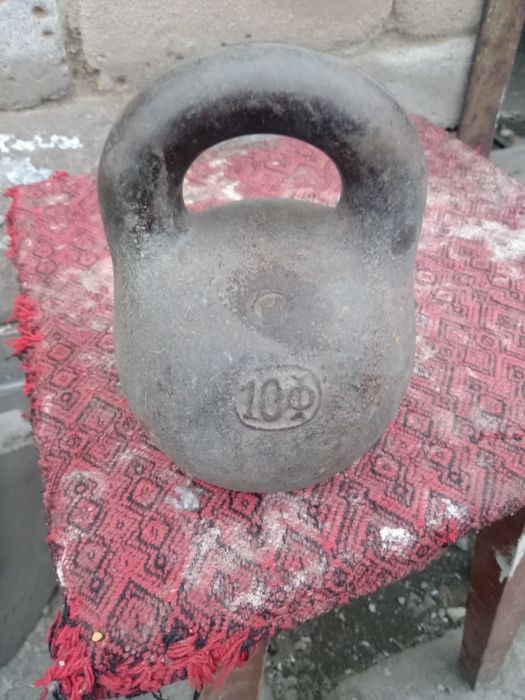 Продам гирю старинную