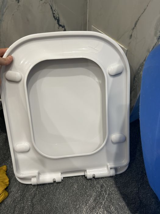 Сидушки унитаза крышки